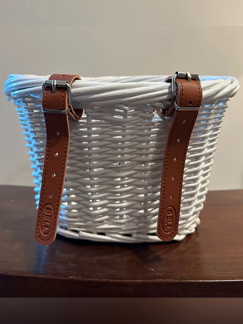 Small wicker bike basket • straps • white